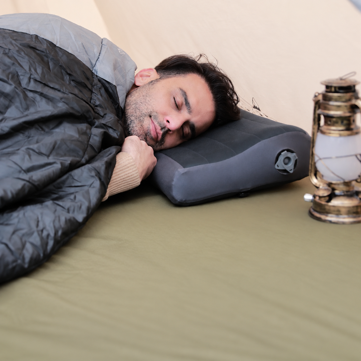 FLEXTAIL ZERO PILLOW SE uppblåsbar campingkudde i tält