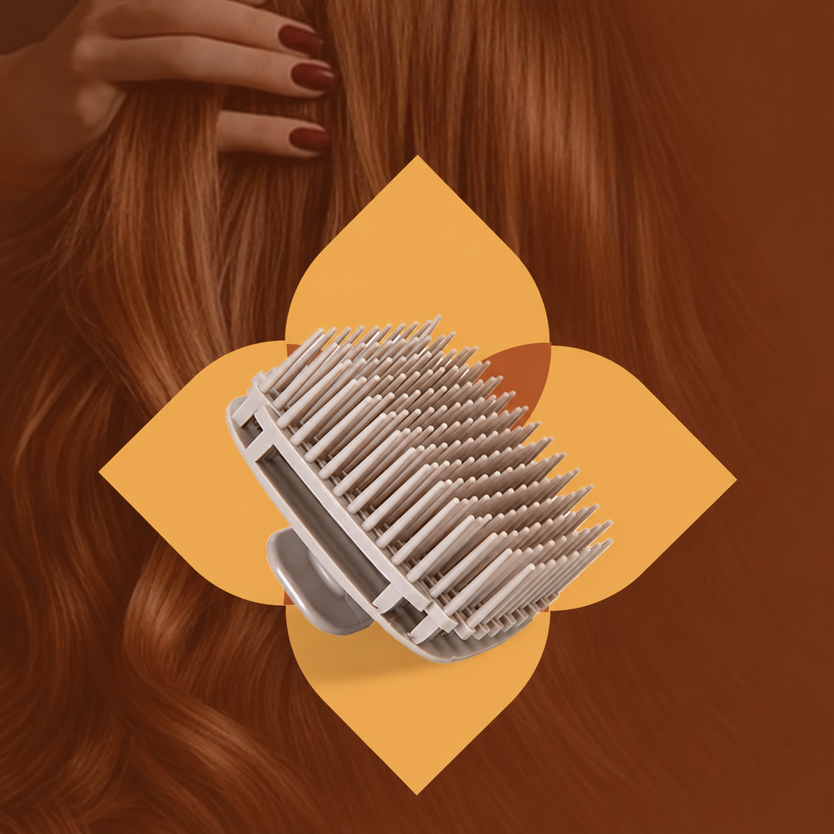 Beige fyrkantig shampooborste med silikonpiggar
